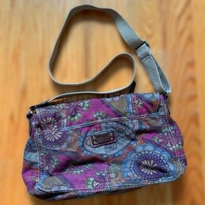 Beautiful Relic Brand Crossbody Bag